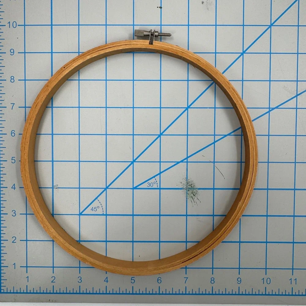 Vintage 8 Inch Wooden Embroidery Hoop‎ Round Adjustable Screw Tension Taiwan